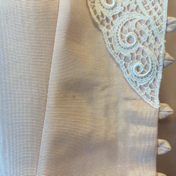 Vintage 80s Scott McClintock Embroidered Blouse with Lace & Buttons - Picture 4 of 7